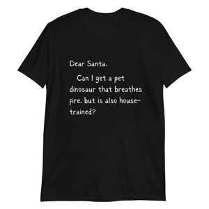 Camiseta para animais de estimação que respiram fogo treinados em casa
