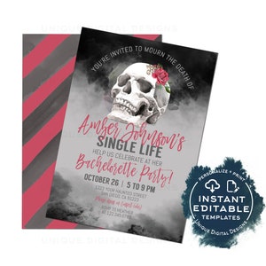 Puede incluir: Una invitación en blanco y negro con un gráfico de calavera y rosas. El texto dice "Estás invitado a llorar la muerte de la vida soltera de Amber Johnson. Ayúdanos a celebrar en su despedida de soltera! 26 de octubre | de 17:00 a 21:00 1223 Your Haunted Street San Diego, CA 91223 Por favor, vístete de (inserta color) RSVP a Heather al 122.345.6789. Plantillas editables instantáneas. Diseños digitales únicos."