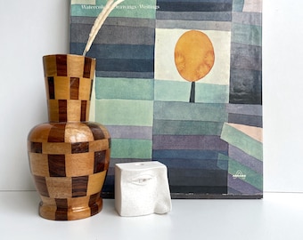 Jarrón vintage de madera segmentada: Jarrón decorativo torneado a mano