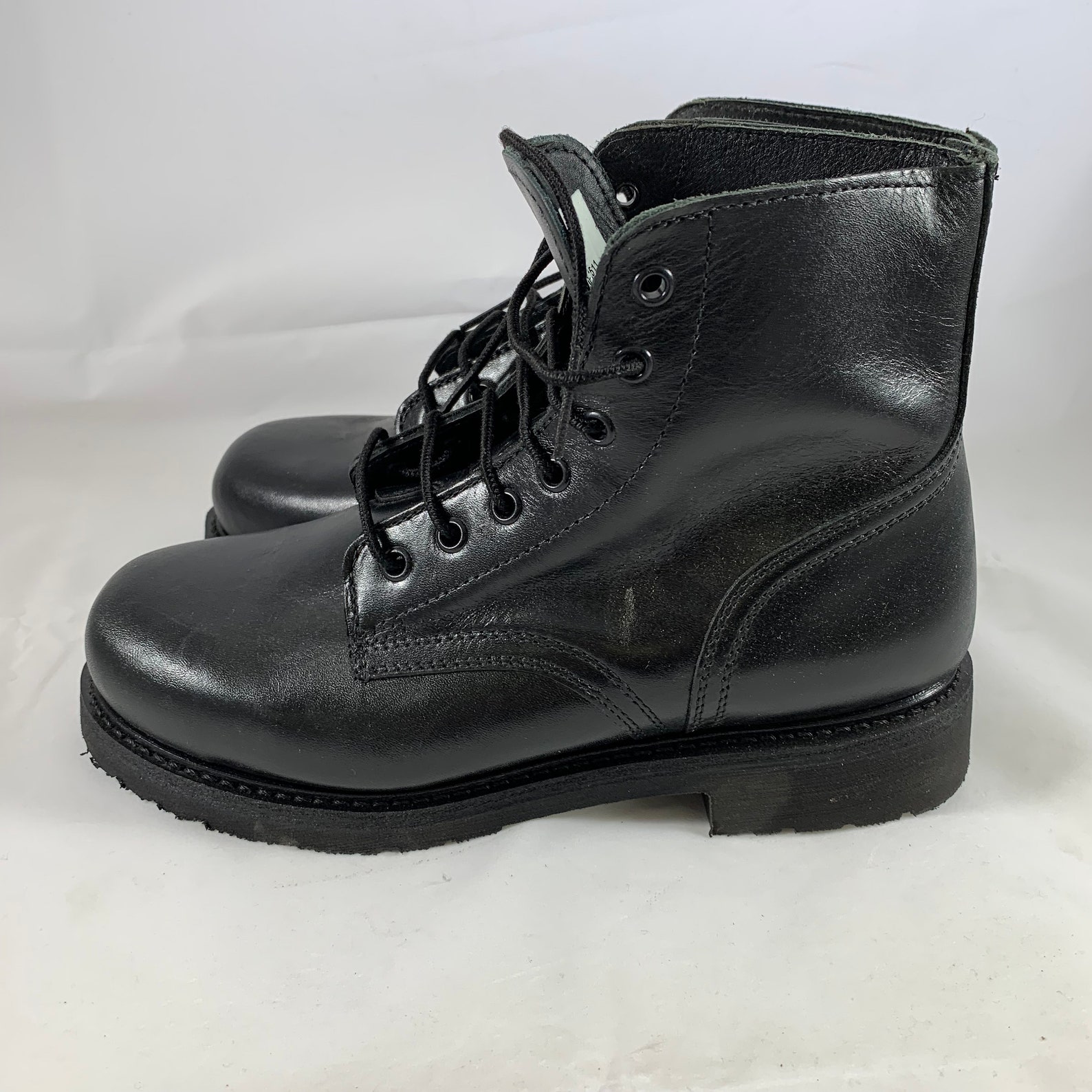 canadian forces boot lacing