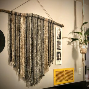 Large macrame wall hanging/yarn hanging/ neutral boho wall hanging/ handmade/driftwood