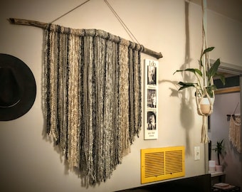 Large macrame wall hanging/yarn hanging/ neutral boho wall hanging/ handmade/driftwood