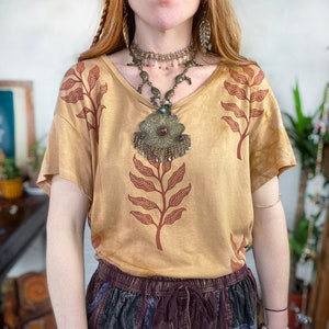 Ochre Leaf Print T-Shirt: Organic Vegan Cotton Boxy Boho Top