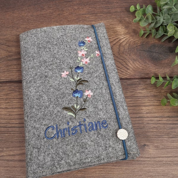 Notizbuch A5 mit Filzumschlag, Notizbuch mit Name oder Monogramm und einer individuellen Stickerei, Notizbuch mit Blumen, Kalender mit Filz