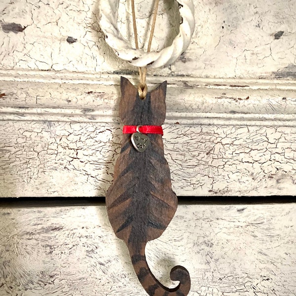 Hand Painted Tabby Cat Ornament, Wooden Kitty Decoration