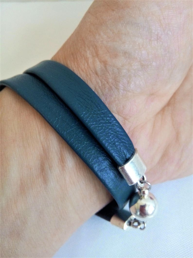 Bracelet double en cuir d'agneau bleu canard fermoir aimant image 3