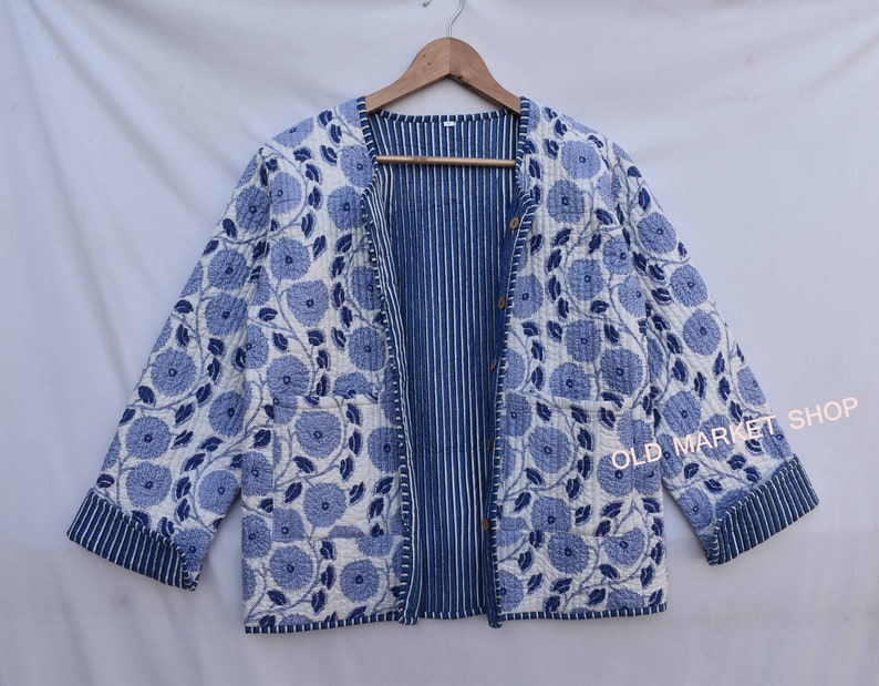 Cotton quilted reversible fashion jacket coat Floral kantha women girls jacket winter summer bohemian long short coat boho bridesmaid gift White blue floral