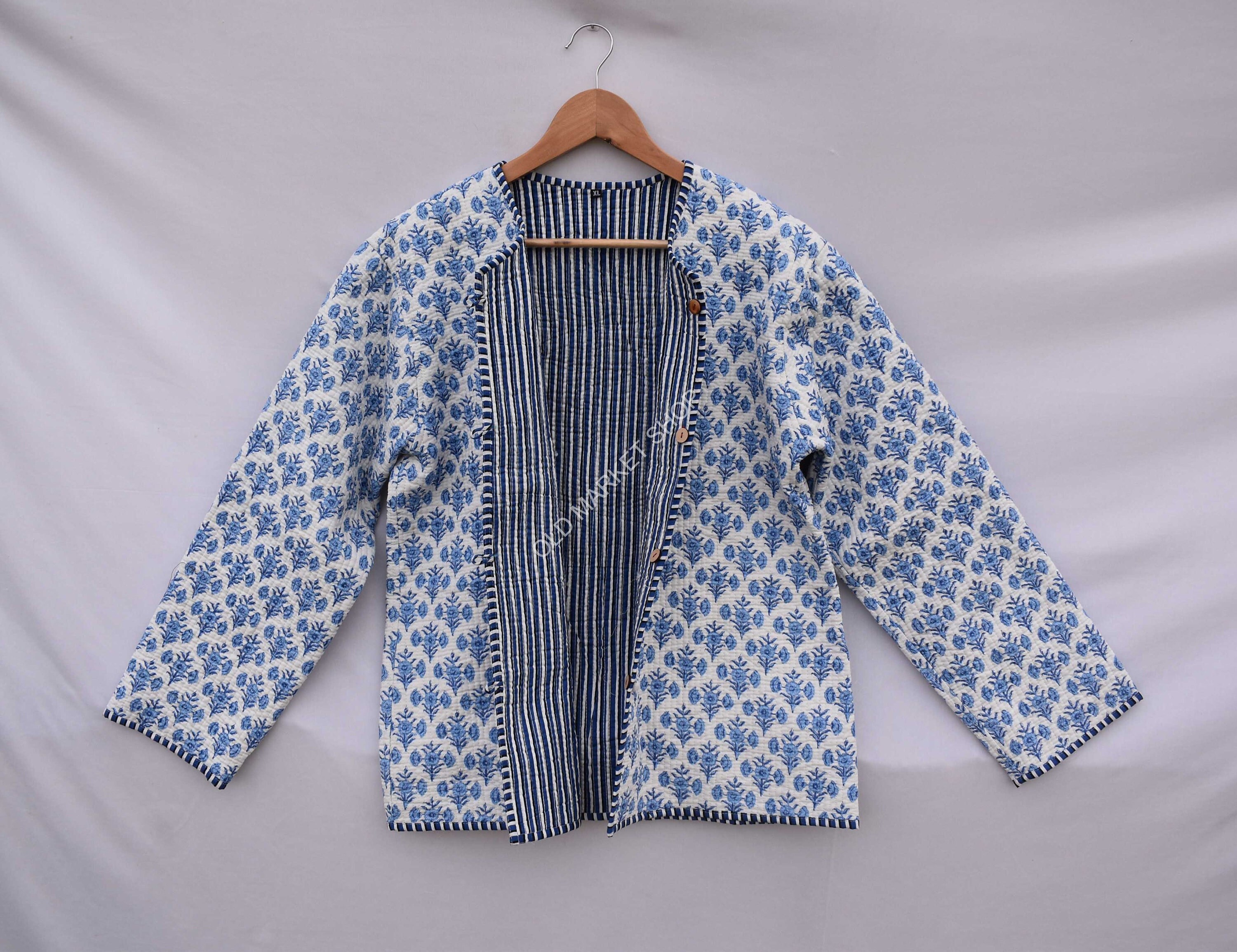 国内で当店のみ Nevstudio - Courtly Vintage Patchwork Coat NEV Courtly Vintage Patchwork Coat – nevstudio