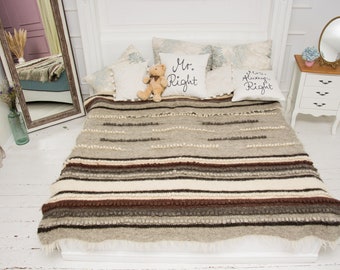 Handwoven Wool Blanket: Queen/King Size Bedspread, Carpathian Hutsul Design