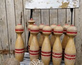 Antique bowling Game, 9 skittles and 2 Balls, wooden Game, Game room decor, Sports Bar, brocante Style, rustic decor