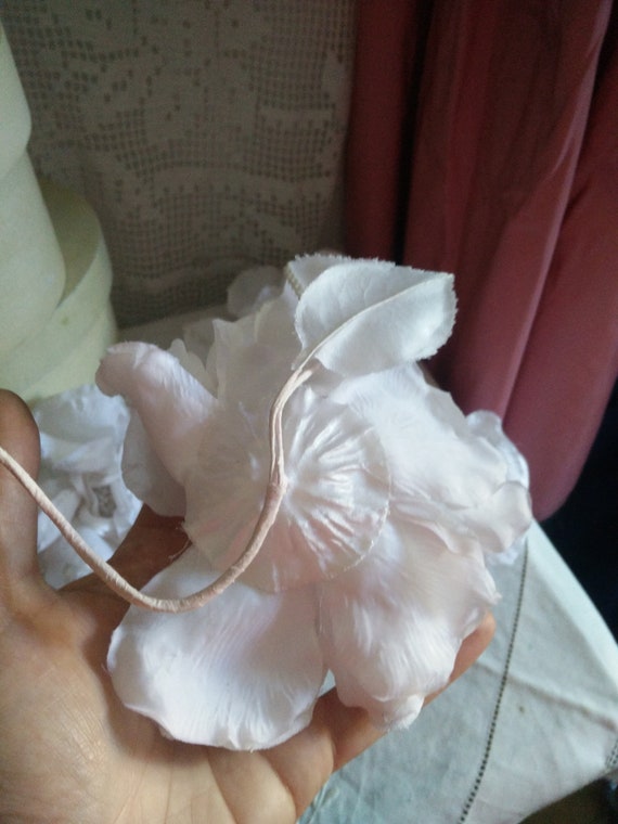 4 Large, white colored wedding silk flowers, vint… - image 4