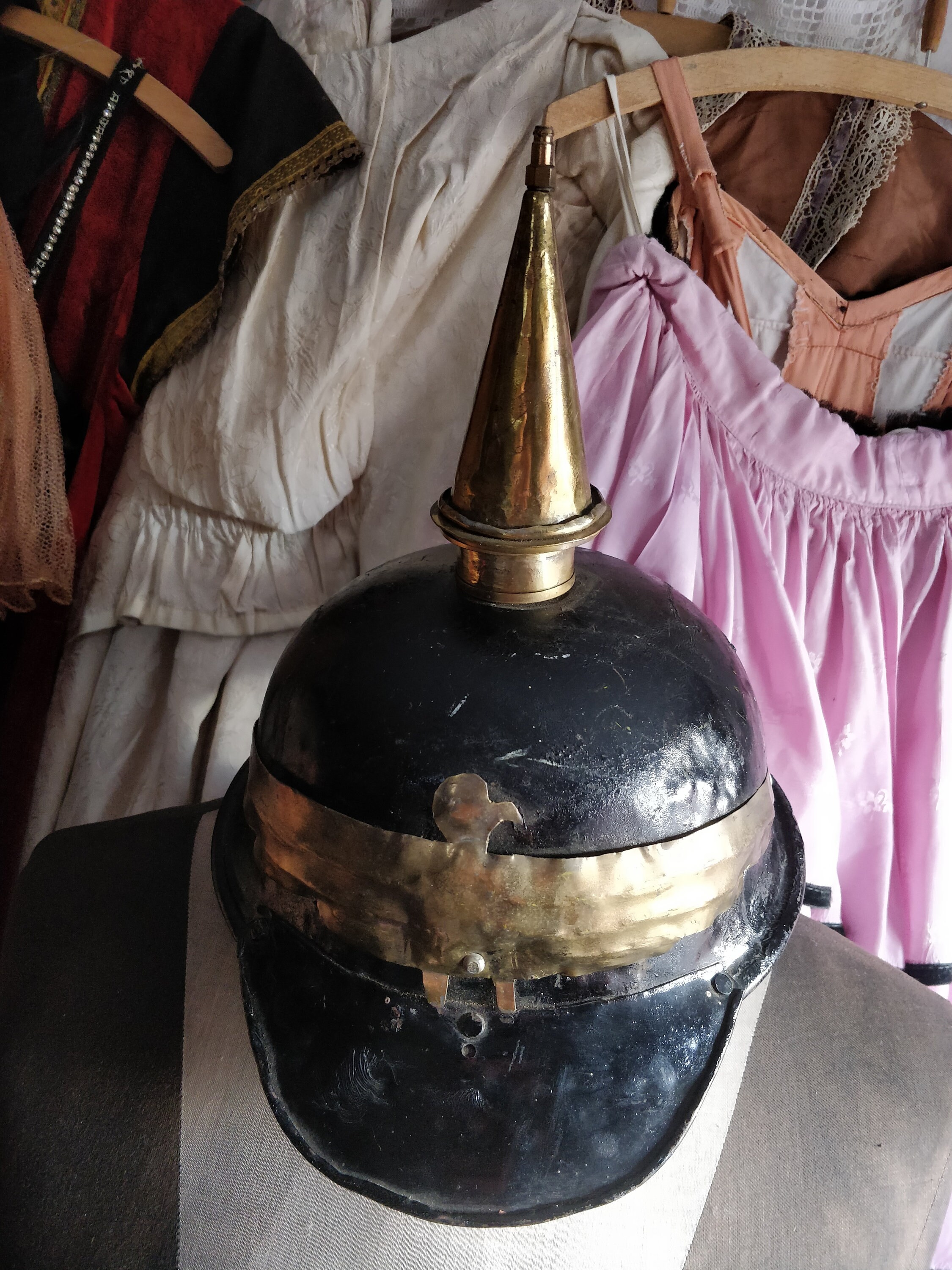 ドイツ帝国軍 ピッケルハウベ 写真集 Head Dress ドイツ帝国軍 ピッケルハウベ 写真集 Head Dress 洋書