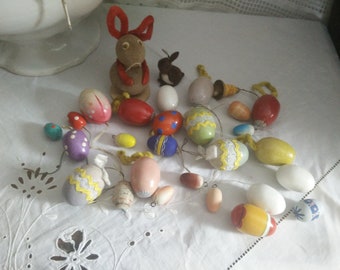 Vintage Easter eggs, vintage german easter decoration, bunny , wooden and paper mache eggs, shabby chic, brocante decor, Erzgebirge, gdr