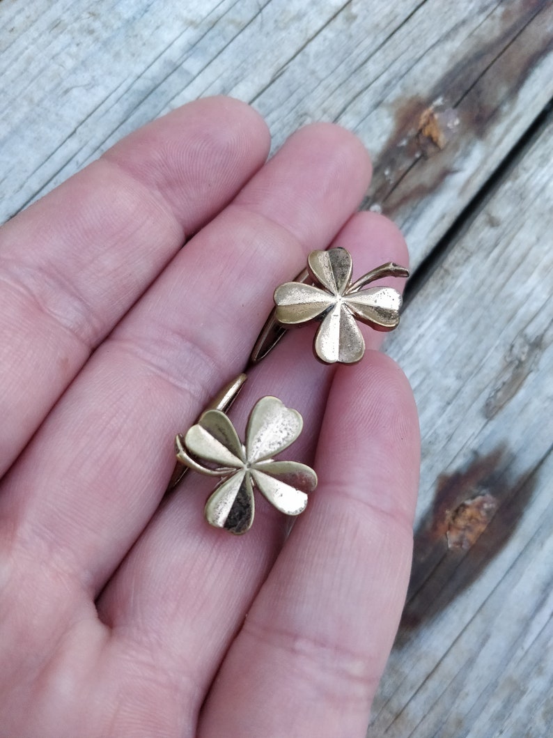 Edwardian clover cuff links a bit distressed antique