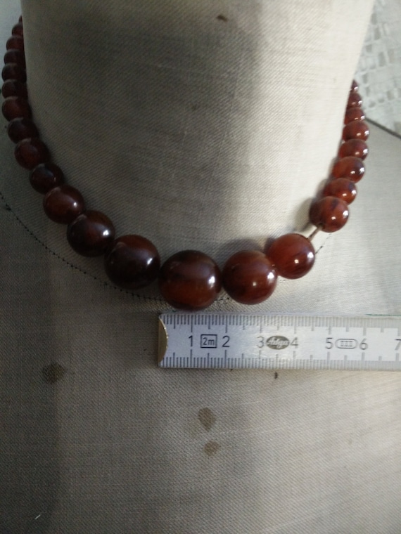 Short Brown faux amber bakelite necklace, art dec… - image 3