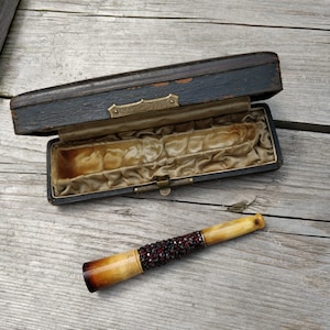 Edwardian Granat Zigarettenhalter, Zigarre Halter, verkrustet Boho Granat, sehr edel, Tobacciana Sammlerstück