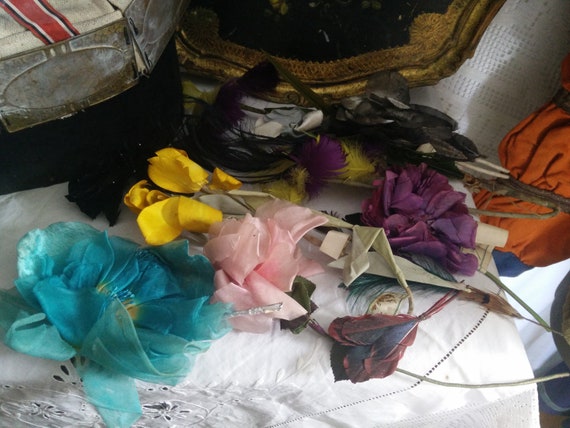 Belle epoque millinery flowers, huge lot millenery