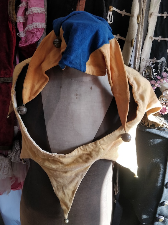 Antique harlequin costume, Cap, belt with Bells, T
