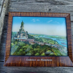 Antikes Erinnerungsbild, fotografisch, gedrucktes Bild von Rüdesheim, Rüdesheim am Rhein, Perlmutt Inlay, braun gerahmt, Brocante, ca 1910-20