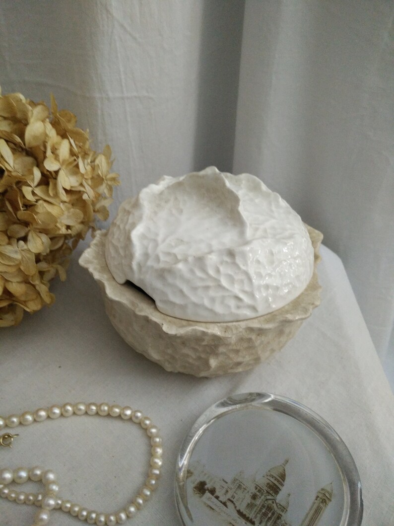 fancy sugar bowl Max roesler Rodach cabbage sugar box brocante off white cabbage ceramic shabby chic patinated ironstone French tureen