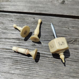 antique teetotum, Victorian spinning wheel dice, Edwardian dice, turned bone