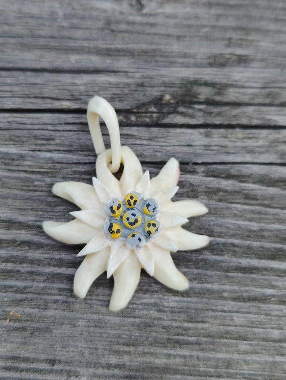 Small bone Edelweiss Pendant, 1940s, Austria, Bava