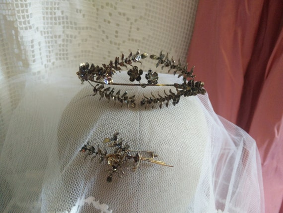 Vintage german myrtle Tiara, golden, black painted