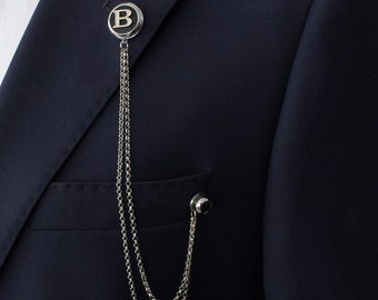 coat brooch style
