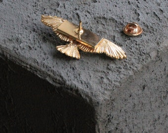 Vintage Hawk Brooch, Animal Eagle Suit Pin, Rhinestone Hawk Lapel Pin, Party Nightclub Jewelry (Gold