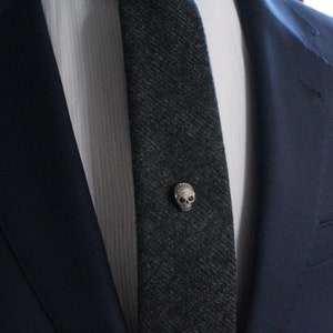 Skull Tie Tack with chain, Tie Clip, Tie Bar, Hand Made Unique Design, Men&#39;s Wedding Jewellery, Gift for him husband, Man Dad gifts