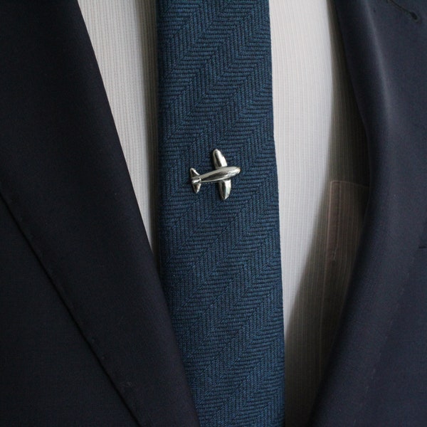 Plane Tie Tack with chain, Tie Clip, Tie Bar, Hand Made Unique Design, Men's Wedding Jewellery, Gift for him husband, Man Dad gifts