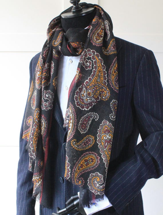 Sciarpa nera fatta a mano, sciarpe con fantasia da uomo in tessuto