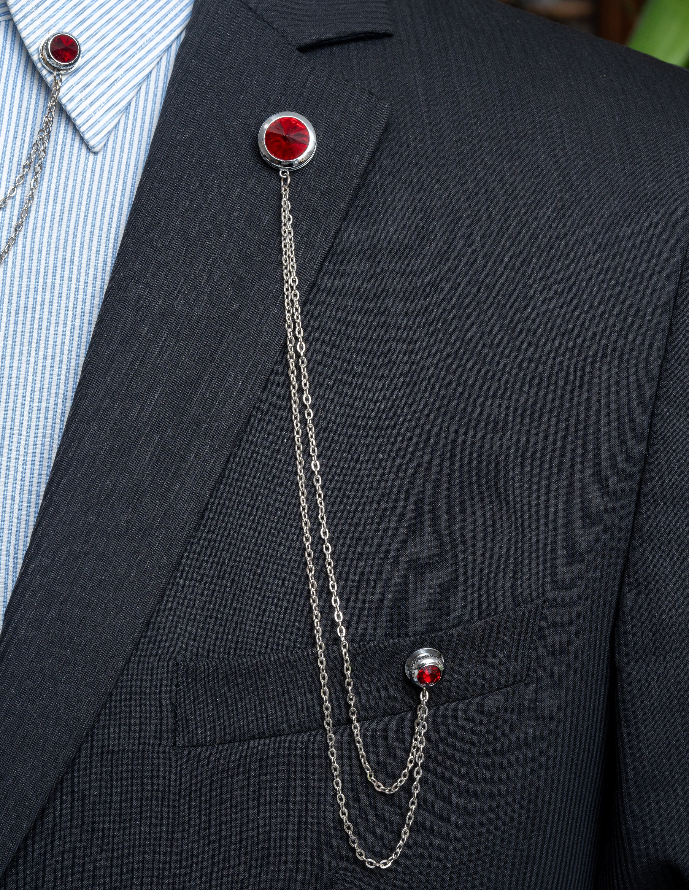 Broche Magnétique Clever Adornments - Col Anglais Rouge Et Noir - Épingle De Chasse Cravate