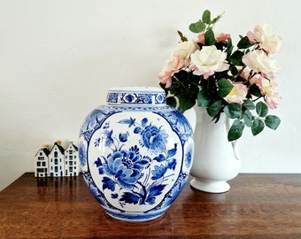 Olla con tapa vintage pintada a mano en azul de Delft - 25,5 cm - De Porceleyne Fles - royal delft - Delft - Países Bajos - Holanda -1950