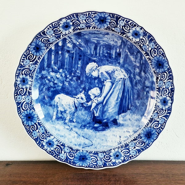 Vintage delftblue plate - 29,5 cm - de porceleyne fles - Royal Delft - made in Holland - the netherlands - Delft - 1977