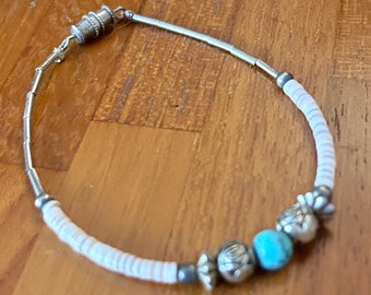 Vintage 1970s Turquoise Navajo Pawn Silver Jewelry Bracelet, Southwest USA, Handmade