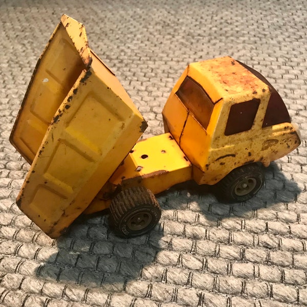 Vintage 1970s Tonka Dump Truck, Awesome Classic Front, 100% Unrestored Condition