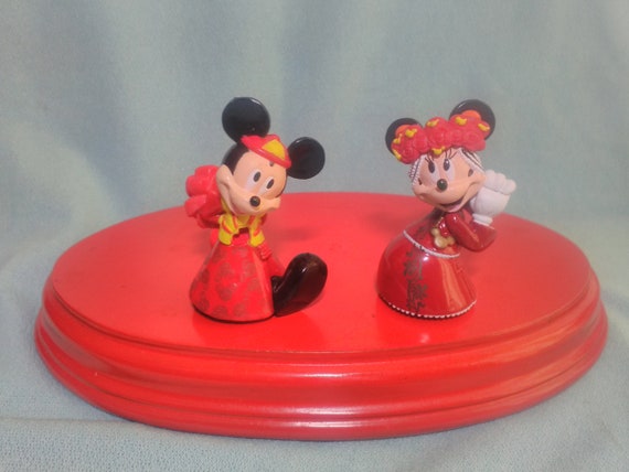 mickey and minnie figures