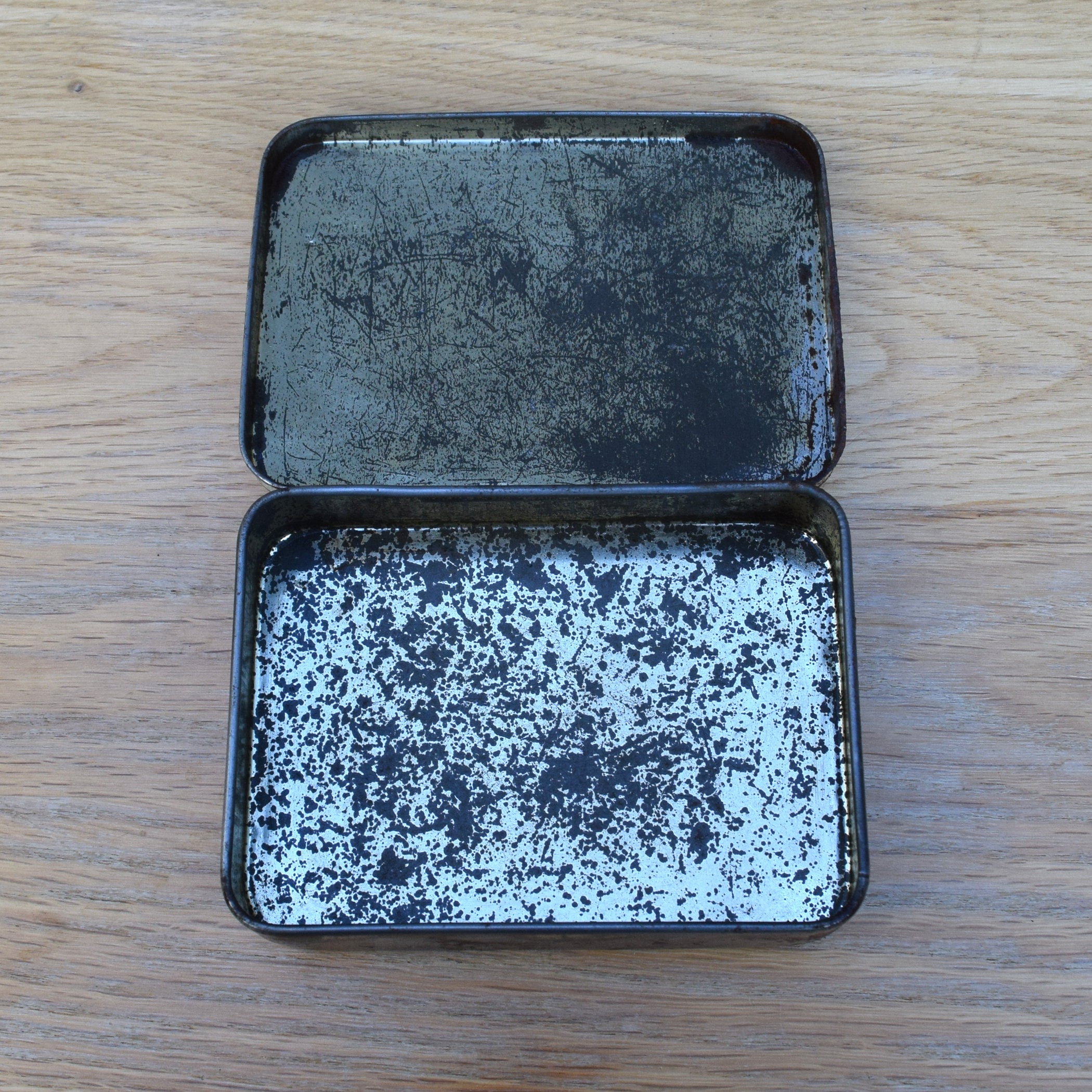 ringers a1 light tobacco tin Ringer's A1 Light Tobacco Tin
