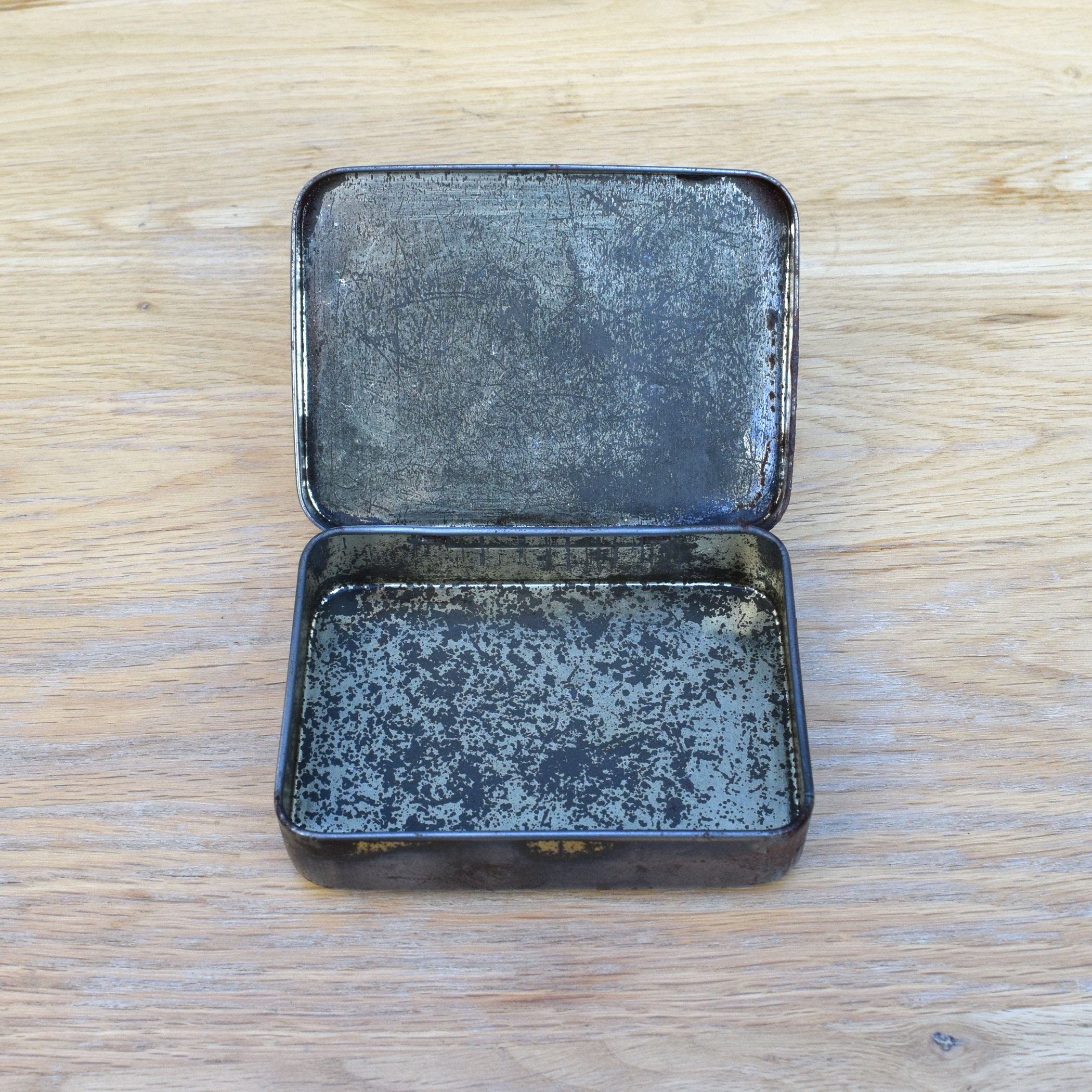 ringers a1 light tobacco tin Ringer's A1 Light Tobacco Tin