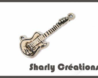 2 Aged silver metal guitar charm pendants