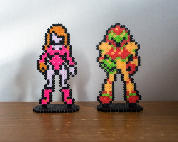 Metroid perler bead art keychain Samus Aran gamer gifts brooch or magnet Metroid Larva pin pixel art