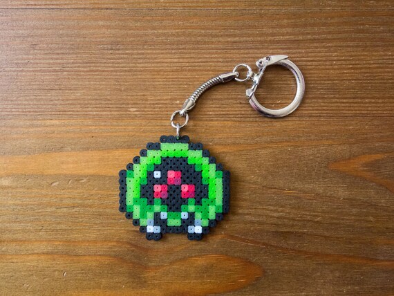 Metroid perler bead art keychain Samus Aran gamer gifts brooch or magnet Metroid Larva pin pixel art