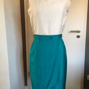 Bombshell Cocktail Kleid Wildseide Smaragdgrün Creme