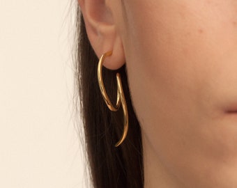 Spiral Earrings • Edgy earrings • Warped earrings • Twisting earrings • Minimalist contemporary earrings • Sterling silver hoops