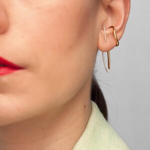 Pendulum Ear Cuff Sculptural earring Silver ear cuff 24k gold vermeil Edgy earring Contemporary earring Conch ear cuff image 6