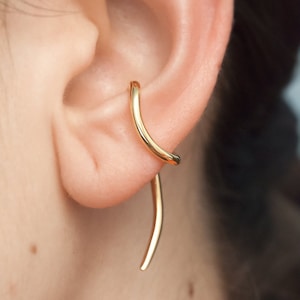 Pendulum Ear Cuff · Sculptural earring · Silver ear cuff · 24k gold vermeil · Edgy earring · Contemporary earring · Conch ear cuff