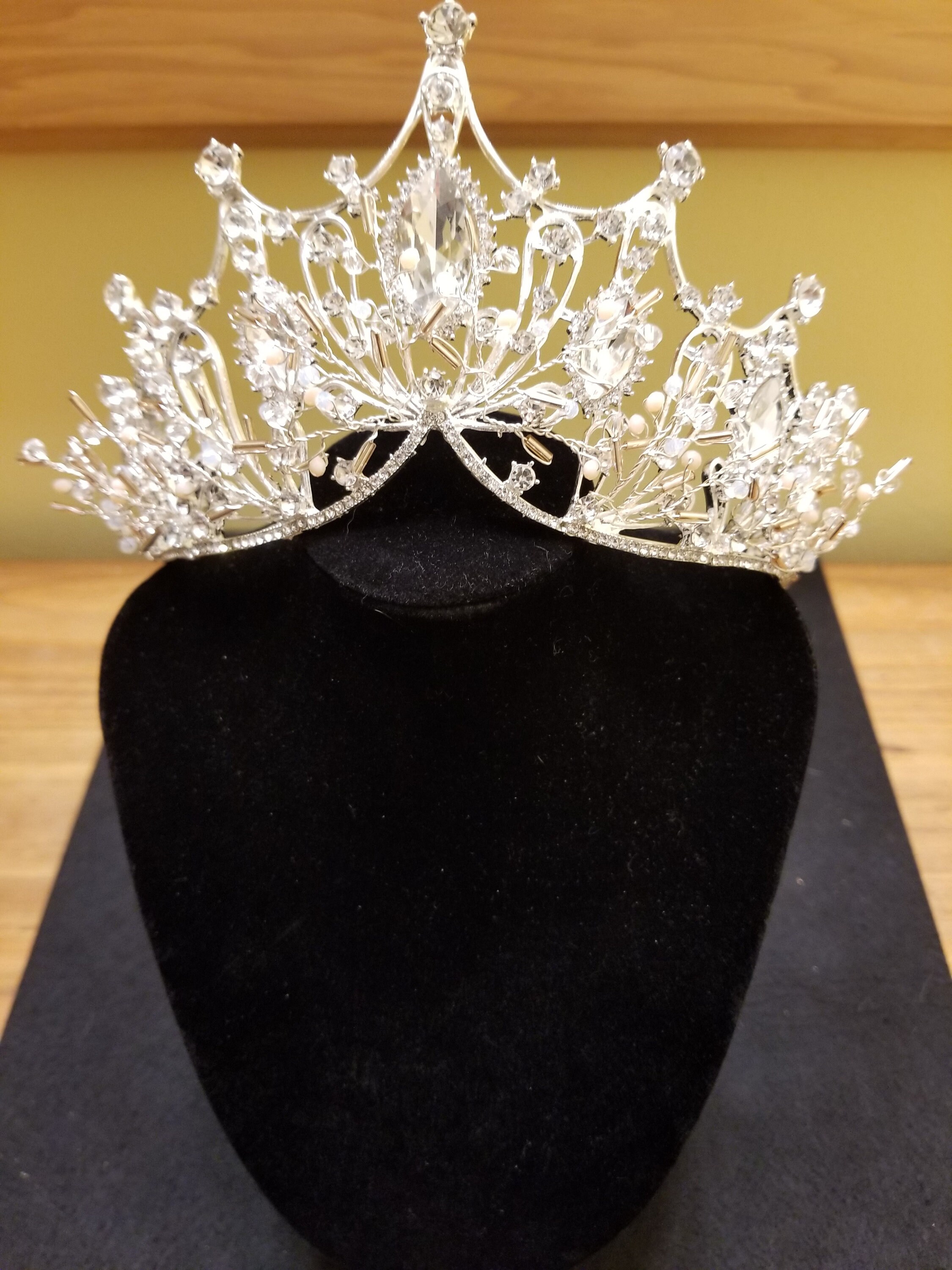 Crown, Tiara, Cosplay, Prop, Homecoming, Prom, Quinceanera 