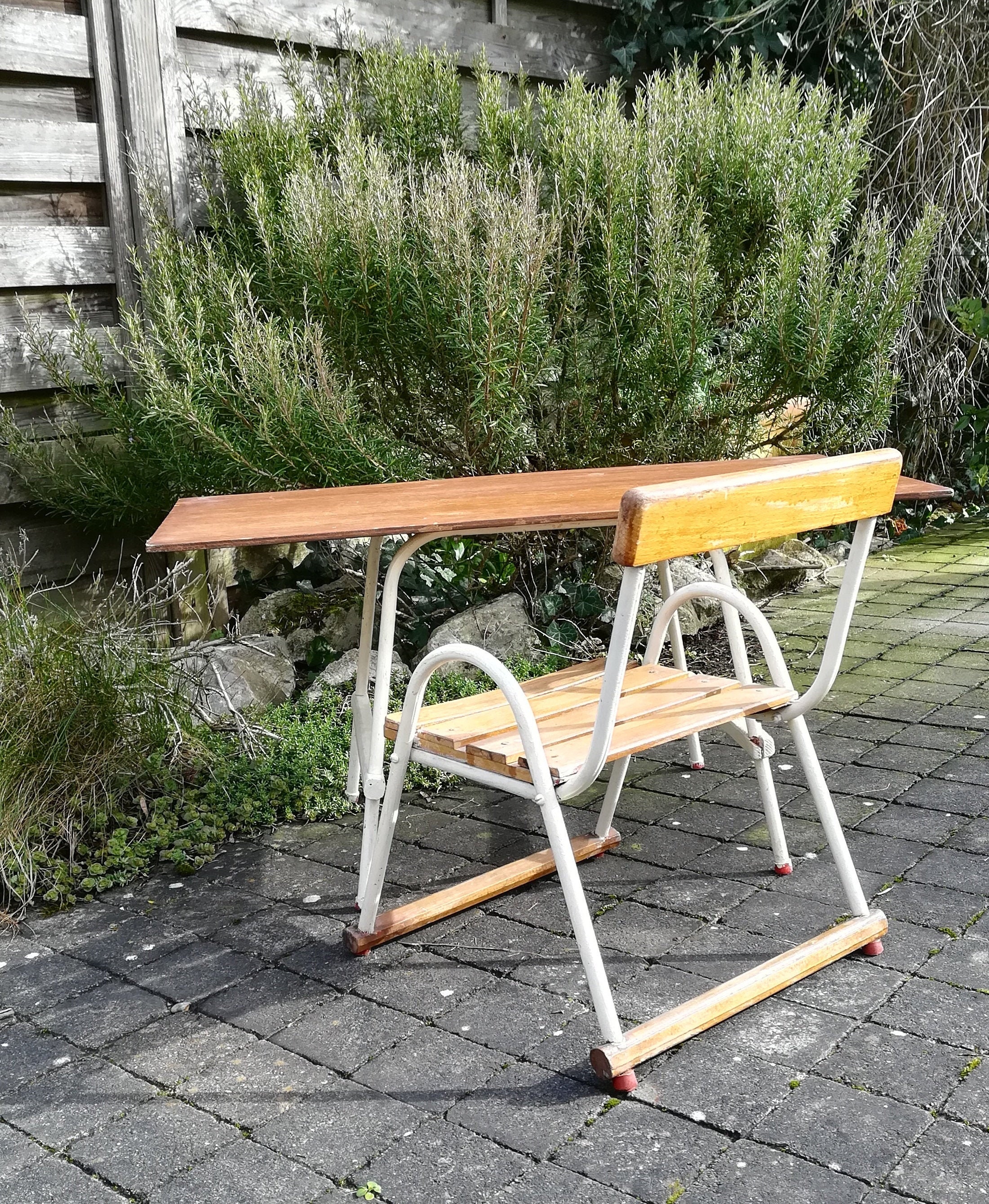 Table Enfant Avec chaises,