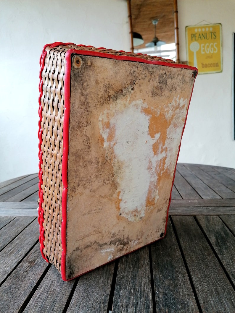 Boîte à couture rotin et scoubidou vintage, panier rotin, Rattan sewing box, 1930 image 9